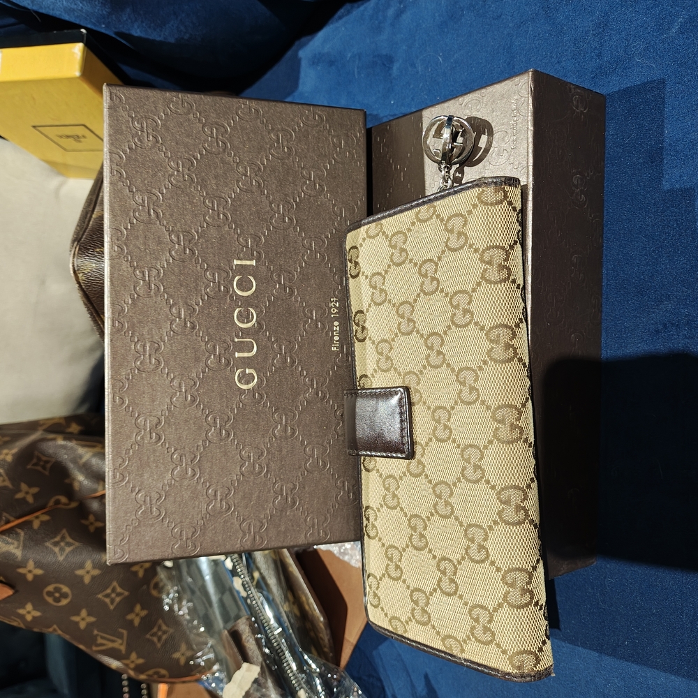Gucci Beige and Brown Wallet